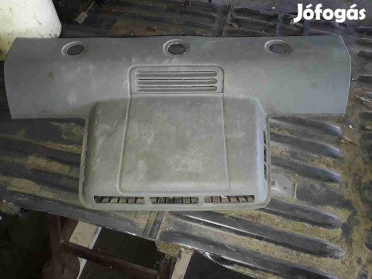 Renault Trafic Hátsó Szellőző
