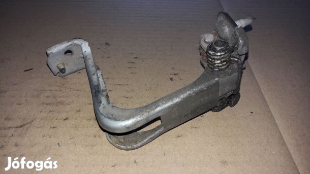 Renault Trafic Jobb Csomagtérajtó Nyitáshatároló