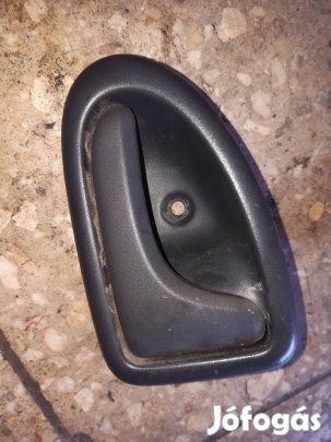Renault Trafic Jobb Első Belső Ajtókilincs