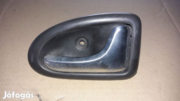 Renault Trafic Jobb Első Belső Ajtókilincs