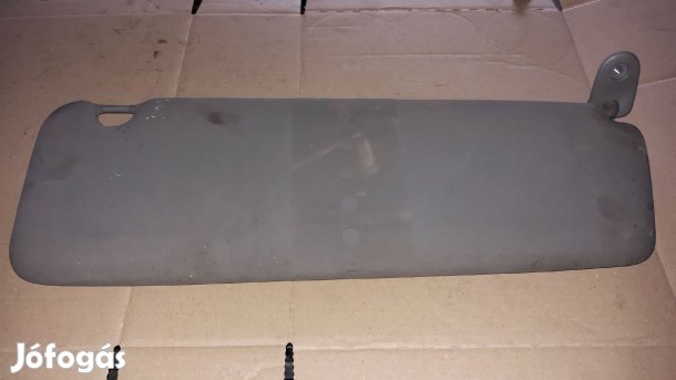 Renault Trafic Jobb Napellenző