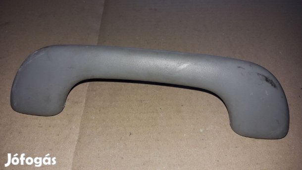 Renault Trafic Kapaszkodó