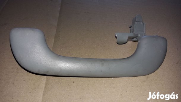 Renault Trafic Kapaszkodó