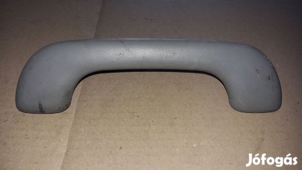 Renault Trafic Kapaszkodó