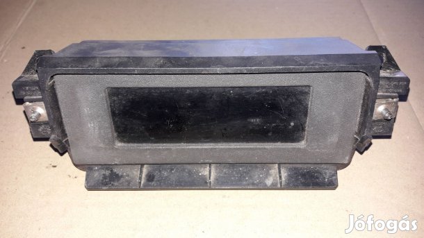 Renault Trafic Műszerfali Óra