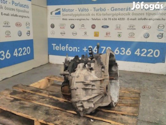 Renault Trafic PF6040 1,6DCI Bontott Váltó