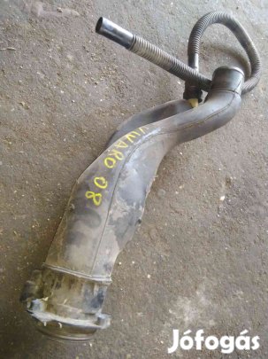 Renault Trafic Üzemanyag Betöltő Cső