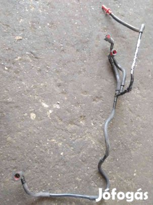 Renault Trafic Üzemanyag Cső