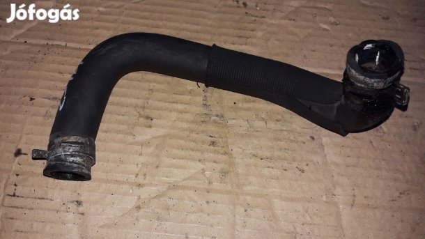 Renault Trafic Vízcső