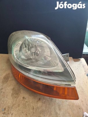 Renault Trafic jobb első lámpa