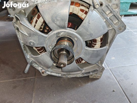 Renault Zoe 136 LE villanymotor (használt) 290100071R 5AQ-605