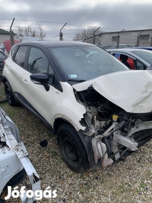 Renault captur ajtó sárvédő lámpa futómű tükör
