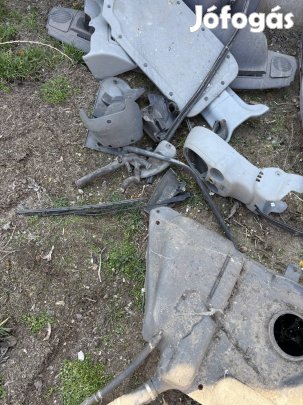 Renault kangoo 2004 1.5dci bontott alkatrészek