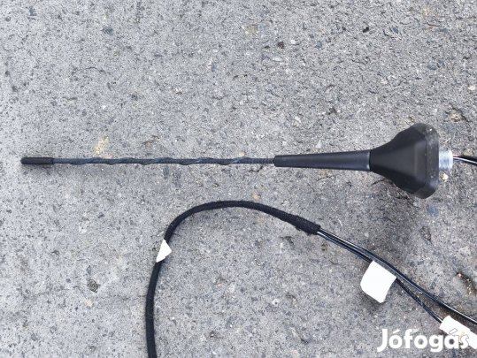Renault tetőantenna Dacia tetőantenna Gyári eredeti 282179719R