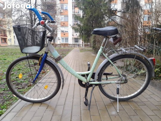 Rendbehozott 26"-os Koliken női kerékpár eladó