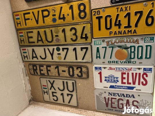 Rendszám gyűjtemény régi magyar szovjet orosz tábla