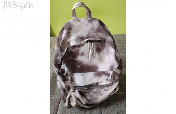 Reserved Férfi farmervászon hátizsák laptop zsebbel szürke