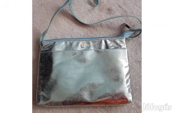 Reserved női táska 24x16 kék ezüst metál ridikül