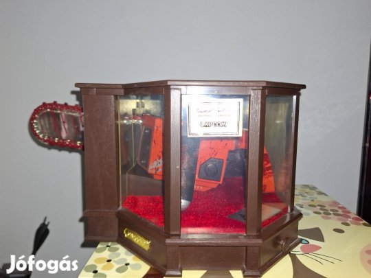 Resident Evil 4 Chainsaw Controller Rare Controller And Display Case O