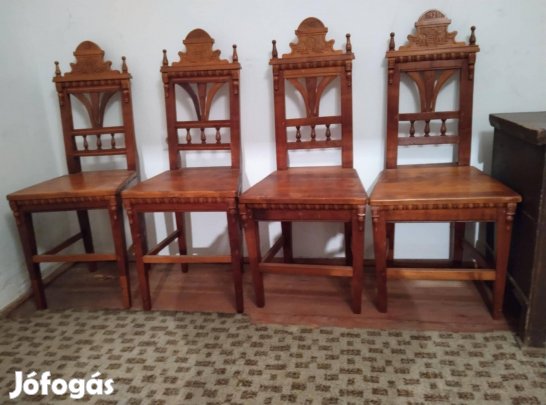 Restaurált, jó állapotban lévő 1923-ban készült székek