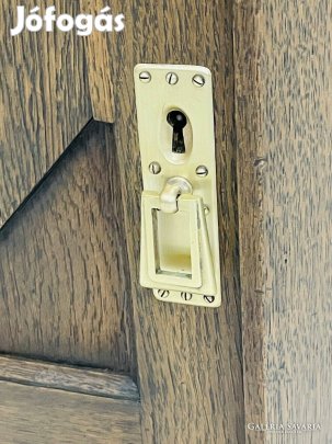 Restaurált antik tükrös szekrény-komód