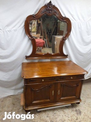 Restaurált bécsi barokk trümo gyönyörűen faragott tükörrel