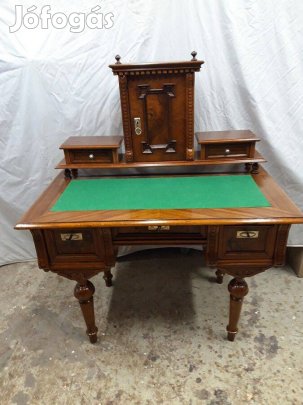 Restaurált felépítményes ónémet női íróasztal