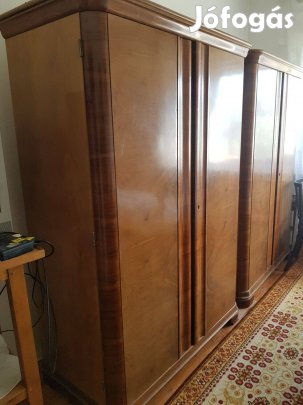 Retro 2db nagyméretű masszív súlyos ruhásszekrény paraszti dekoráció