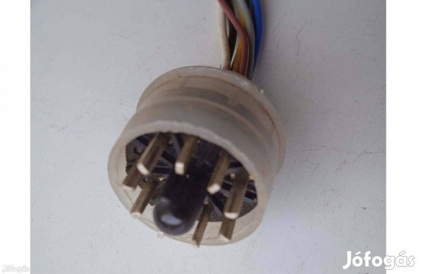 Retro 9 tűs oktál dugó , bakelit , használt