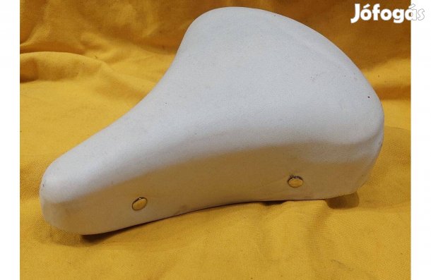 Retro City rugós fehér bőr nyereg!