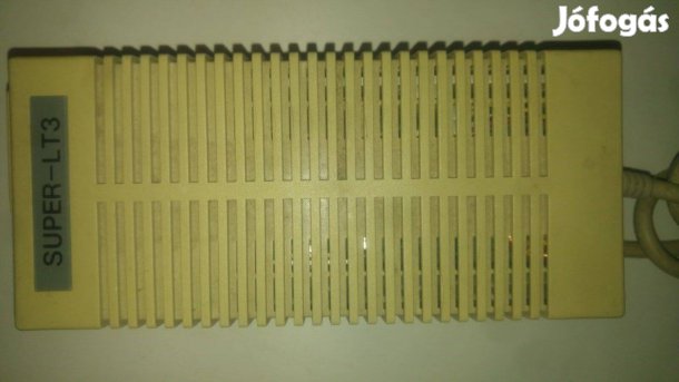 Retro Hyundai YP30HA adapter DC 5V 3A / 8V 0,6A tesztelve