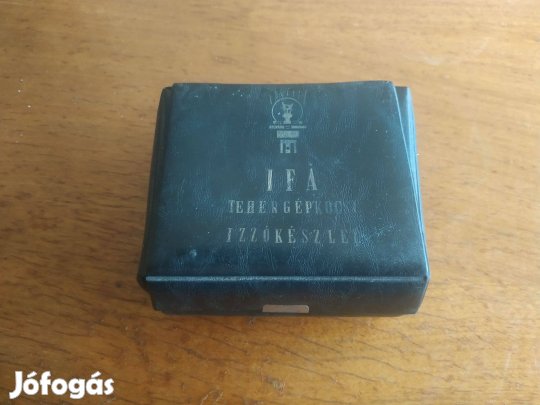 Retro IFA izzókészlet