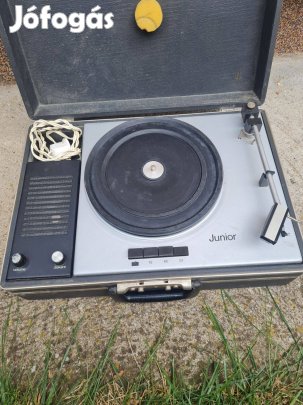 Retro Junior táskás lemezjátszó