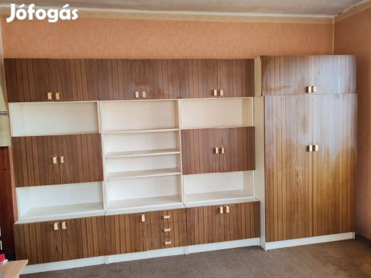 Retro Kanizsa bútor, Kékes szekrénysor