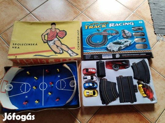 Retro Kosárlabda Pálya És Autópálya