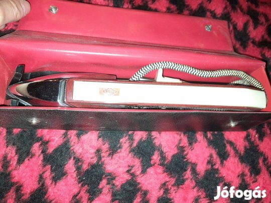 Retro Orosz Mini vasaló dobozaban