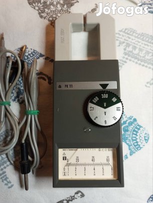 Retró PK 111 váltóáramú kézi műszer.