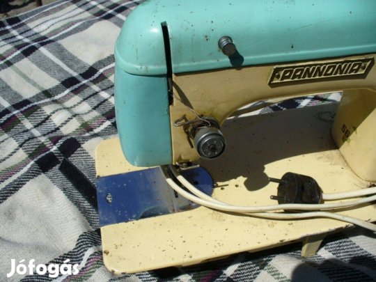 Retro Pannónia varrógép