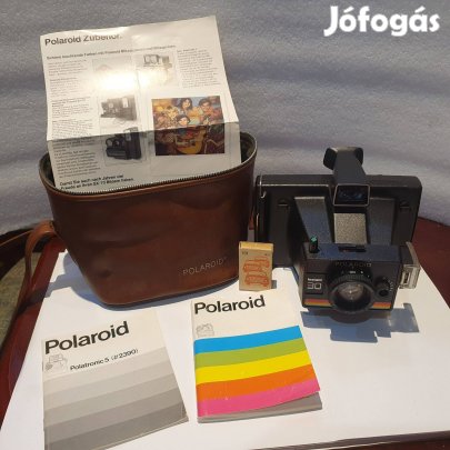 Retro Polaroid instant 30 1977 fényképezőgép táskájában fotó optika