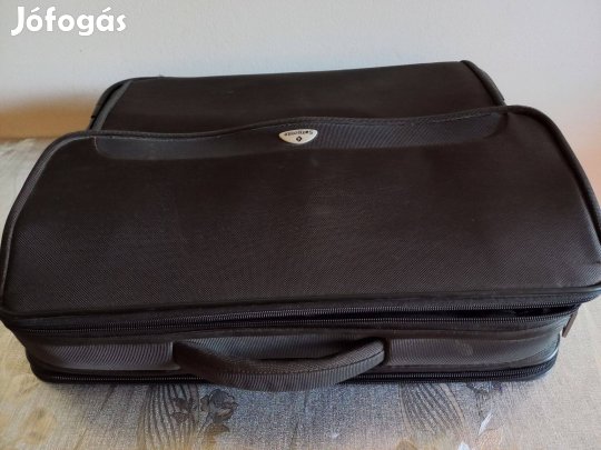 Retro Sansonite laptoptáska