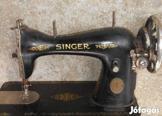 Retro Singer varrógép, jól működik