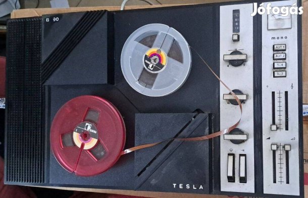 Retro Tesla B90 szalagos magnetofon eredeti állapot