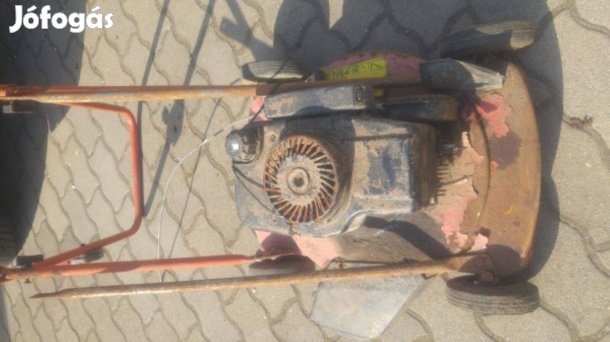 Retro Van 35 olasz fűnyíró