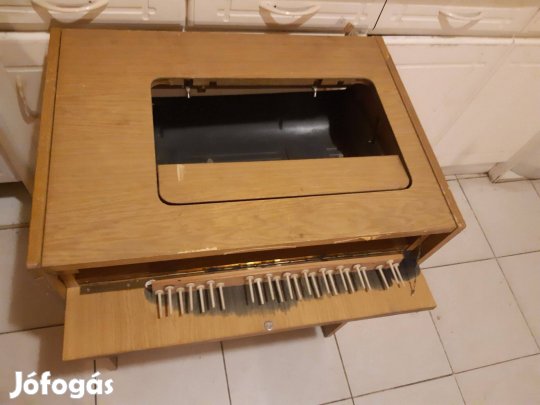 Retró Veritas Textima NDK-s varrógép asztal