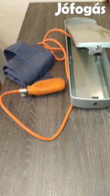 Retro Vérnyomásmérő eladó !