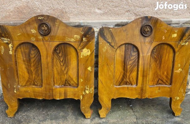 Retró ágyvég faragott dísszel!