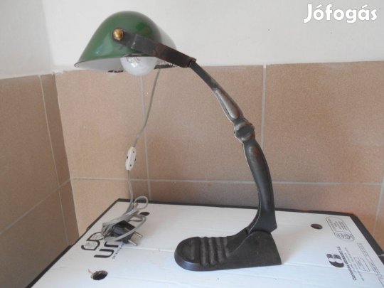 Retro asztali lámpa 220 v