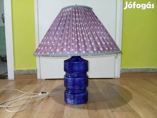 Retro asztali lámpa