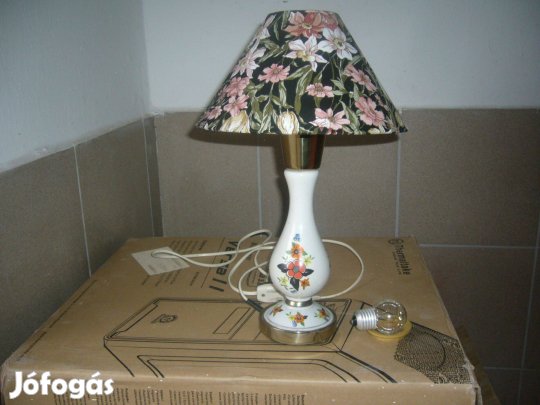 Retro asztali lámpa