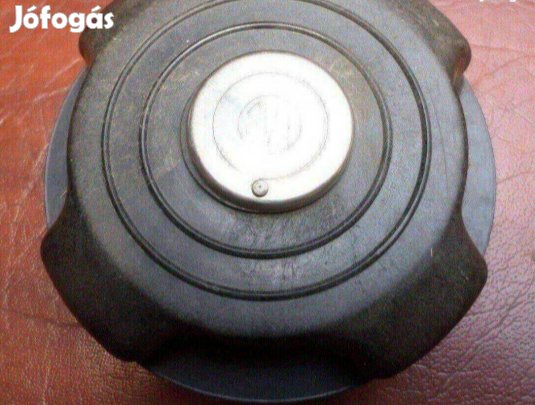 Retro autó tanksapka